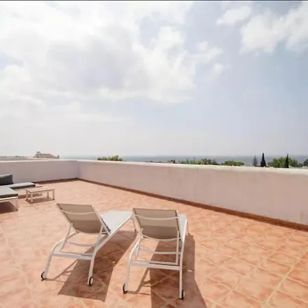 Stunning Penthouse In Golden Mile Marbella